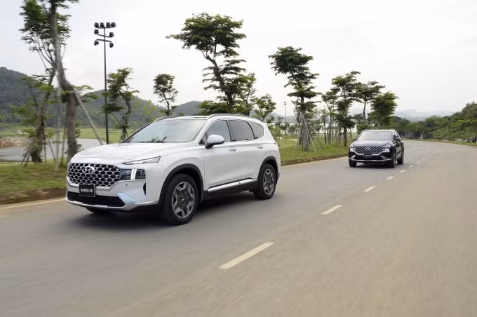 hyundai santafe 2021 xung danh dau bang hinh 2
