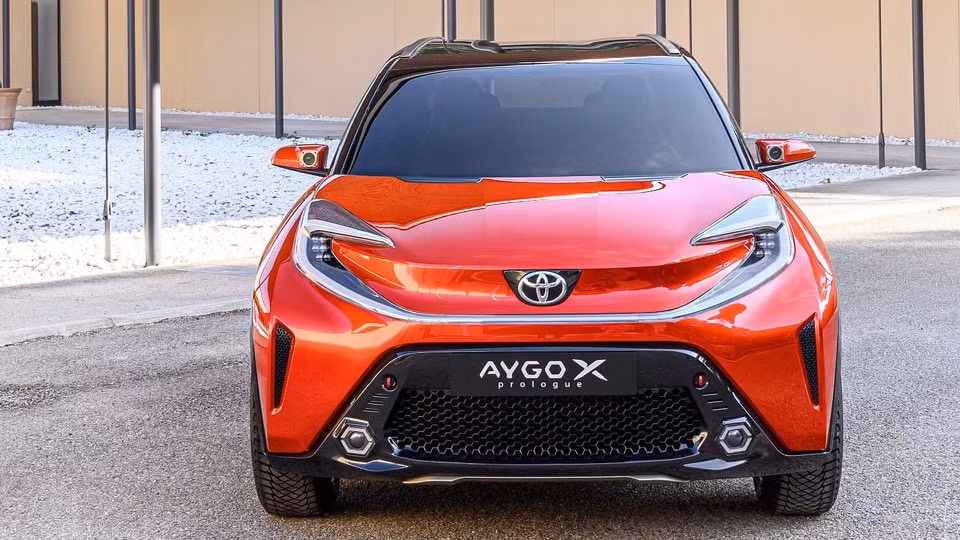 crossover co nho toyota aygo x se ra mat vao thang 11 hinh 2