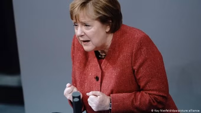 31 nam nuoc duc thong nhat thu tuong merkel keu goi doan ket dan toc hinh 1