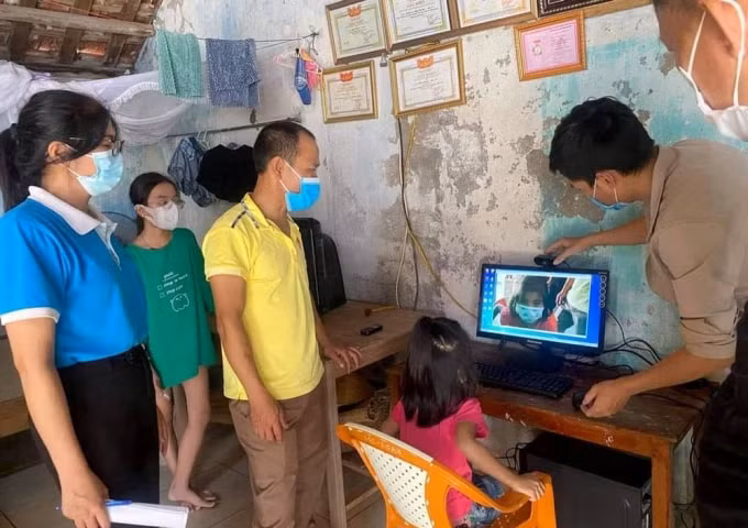 hoc sinh sinh vien se duoc vay von uu dai de mua may tinh hoc truc tuyen hinh 1