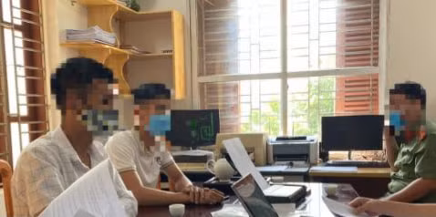 dang tai thong tin xuc pham luc luong canh sat 2 ca nhan o huyen an lao hai phong bi xu phat hinh 1