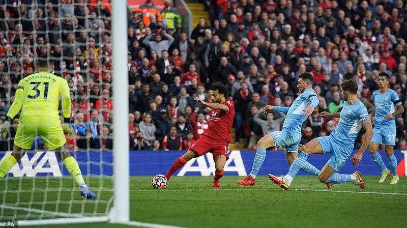 liverpool hoa 2 2 man city cuoc ruot duoi trong tran dau co 4 ban thang hinh 3