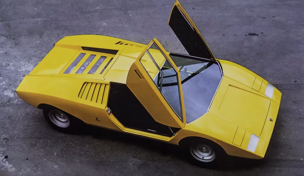 sieu xe lamborghini countach lp 500 nguyen ban duoc hoi sinh hinh 2