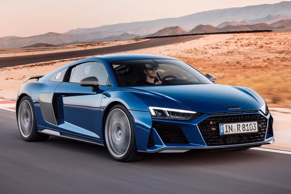 australia audi r8 v10 bi ngung ban vi khong dat chuan khi thai hinh 1
