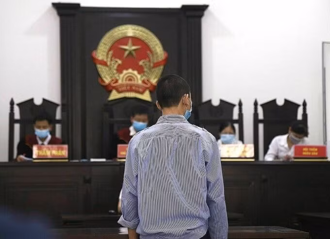 ha noi dam chet ban cung truong nam sinh lop 9 linh an 8 nam tu hinh 1