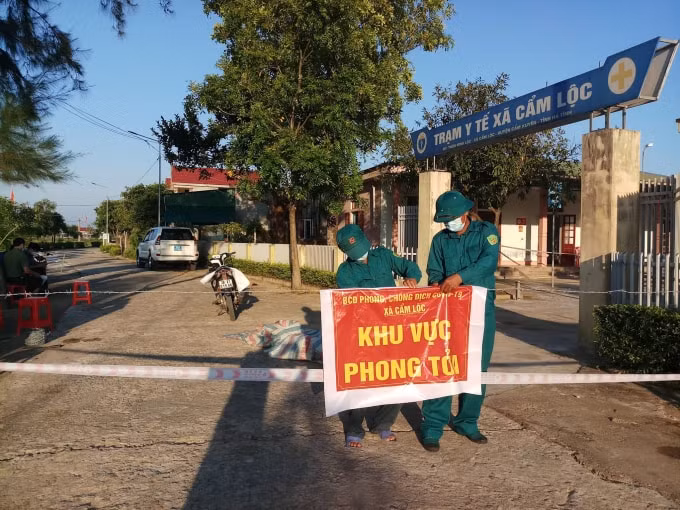 ha tinh xuat hien 3 ca nhiem covid 19 trong cong dong sau mot thang an toan hinh 1