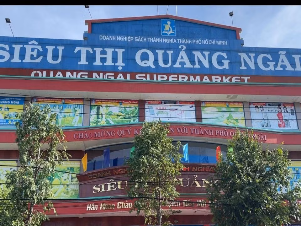 quang ngai phat hien gan 3000 sach giao khoa lau o sieu thi tren dia ban hinh 1