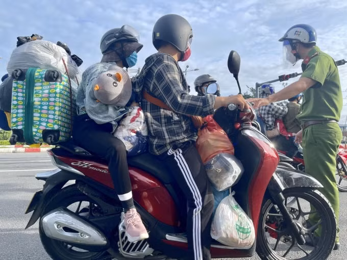 ba ria vung tau cho 2000 nguoi dan tu tp hcm tro ve theo nguyen vong hinh 1