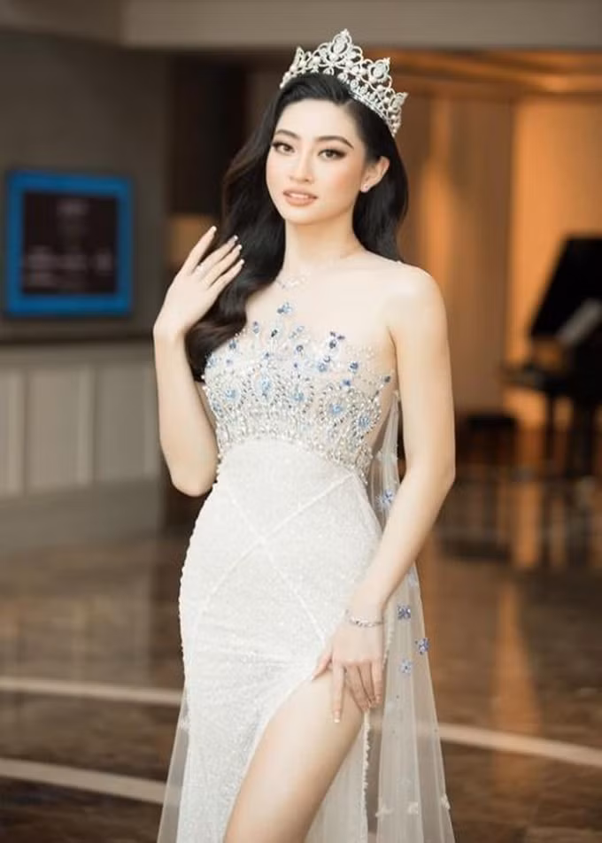 4 hoa hau trong hoi dong giam khao cham miss world vietnam 2021 hinh 4