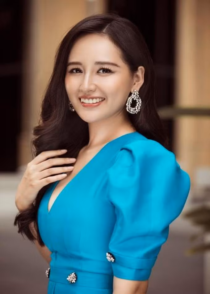 4 hoa hau trong hoi dong giam khao cham miss world vietnam 2021 hinh 2