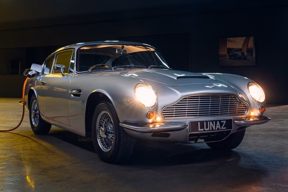 chiec aston martin bd6 co duoc phuc che thanh oto dien co gia trieu do hinh 2