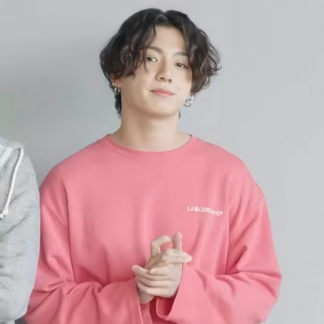 jung kook bts bi kien vi nghi quang cao chui hinh 1