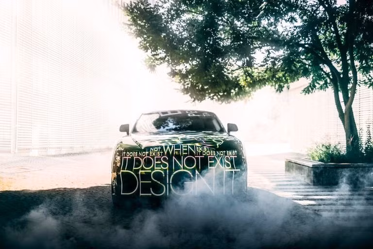 rolls royce tiet lo mau xe dien dau tien cua hang co ten spectre hinh 2