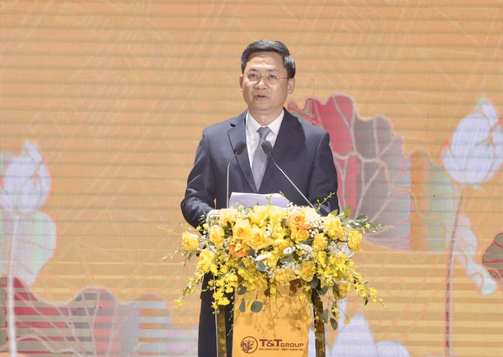 tt group don nhan huan chuong lao dong hang nhat lan thu 3 va ky niem 30 nam thanh lap tap doan hinh 2