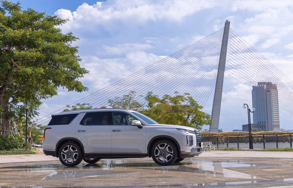 Hyundai Palisade bất ngờ được giảm giá bán lẻ niêm yết đến 170 triệu đồng - Ảnh: HTV