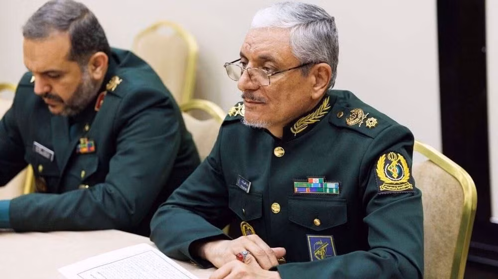 Người phát ngôn Bộ Quốc phòng Iran, Chuẩn tướng Reza Talaei-Nik, phát biểu trong cuộc họp với các bộ trưởng quốc phòng Tổ chức Hợp tác Thượng Hải (SCO) vào ngày 28/4 tại Bishkek, Kyrgyzstan. Ảnh: defapress.ir