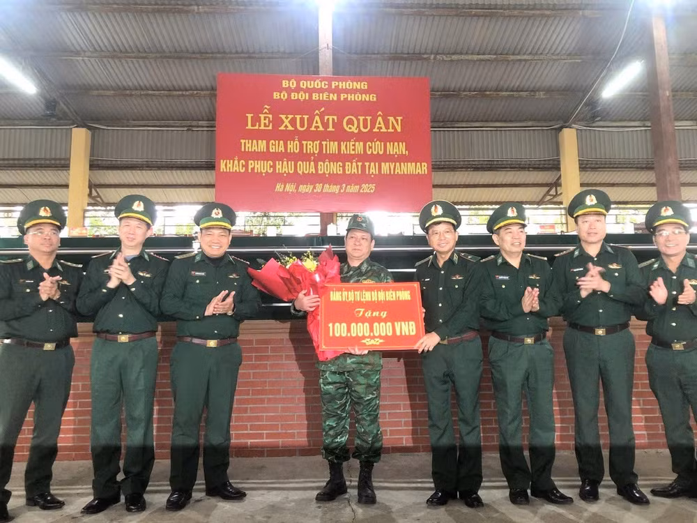 tinh than quoc te cao ca cua quan doi nhan dan va cong an nhan dan viet nam hinh 6