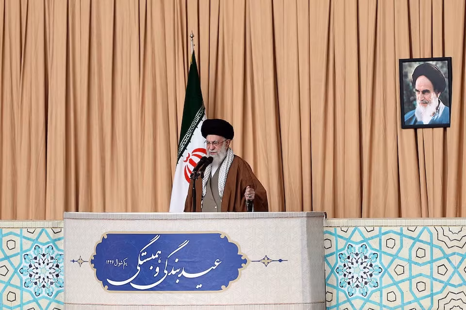 iran canh bao se dap tra manh me neu my tien hanh nem bom hinh 1
