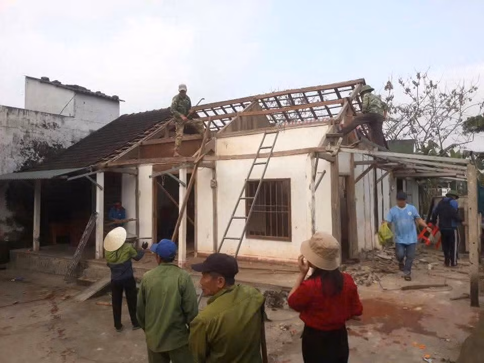 huyen thach ha ha tinh quyet tam hoan thanh muc tieu xoa nha tam nha dot nat hinh 2