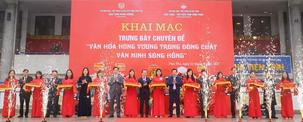 phu tho hanh trinh van hoa hung vuong qua hon 300 hien vat doc dao hinh 1
