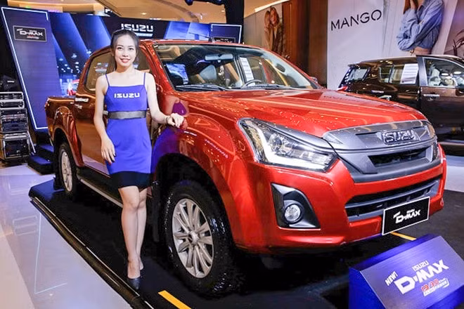 hang-xe- Isuzu D-Max
