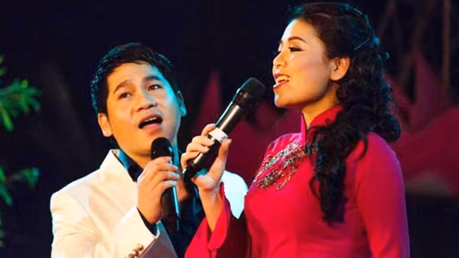Đêm nhạc có sự tham gia của ca sĩ Trọng Tấn, Anh Thơ. (Ảnh minh họa)
