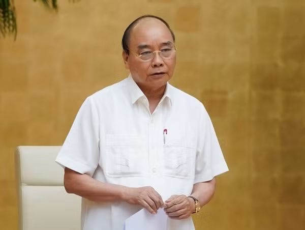 Thủ tướng Nguyễn Xuân Phúc phát biểu tại cuộc họp trực tuyến. Ảnh: VGP