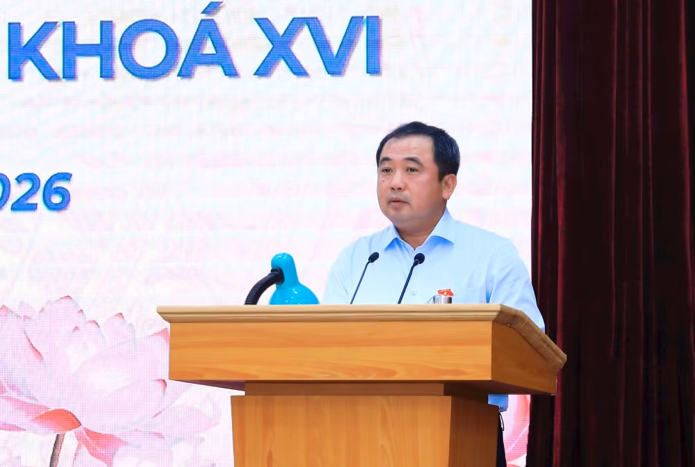bi-thu-thanh-uy-ha-noi-tran-duc-thang-phat-bieu-tai-hoi-nghi-tiep-xuc-cu-tri.jpg