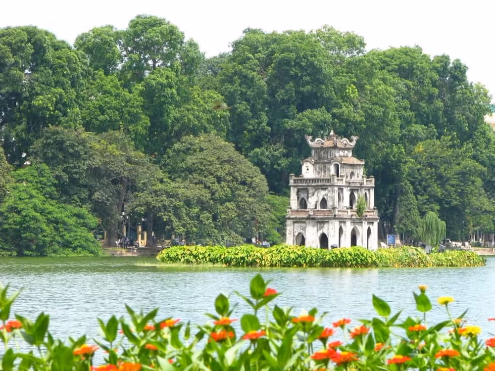 du bao thoi tiet ngay 10 4 ha noi nhieu may suong mu va gio nhe hinh 1