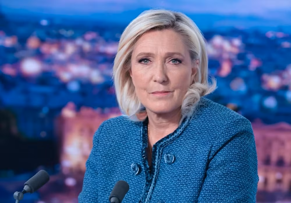 tranh cai gay gat sau khi lanh dao cuc huu phap le pen bi cam tranh cu hinh 1
