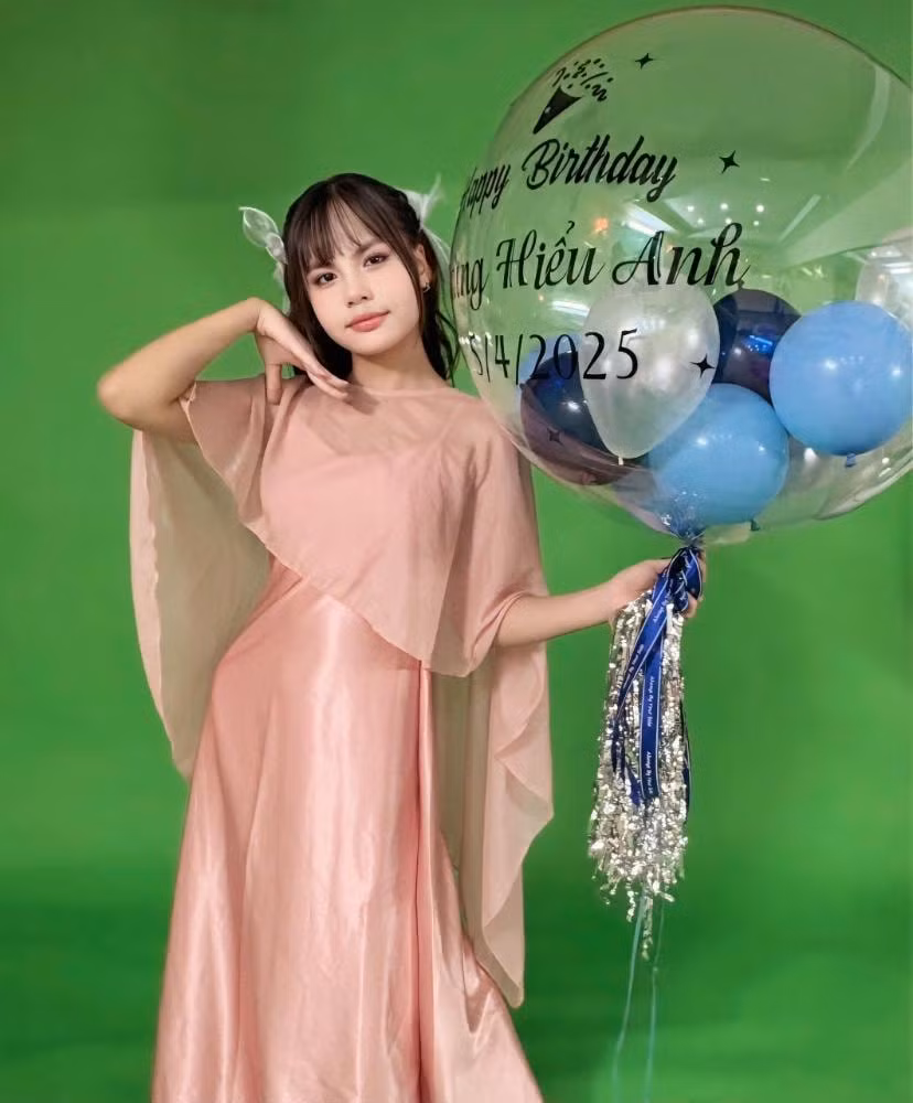 hoa hau phung hieu anh he lo du an mv hai phong phai long truoc khi du hoc uc hinh 5