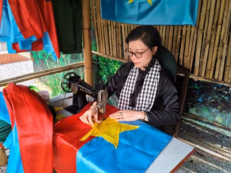 trien lam chuyen de 50 nam vang mai ban hung ca hinh 1