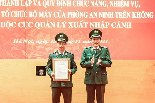 bo cong an thanh lap luc luong an ninh tren khong hinh 1