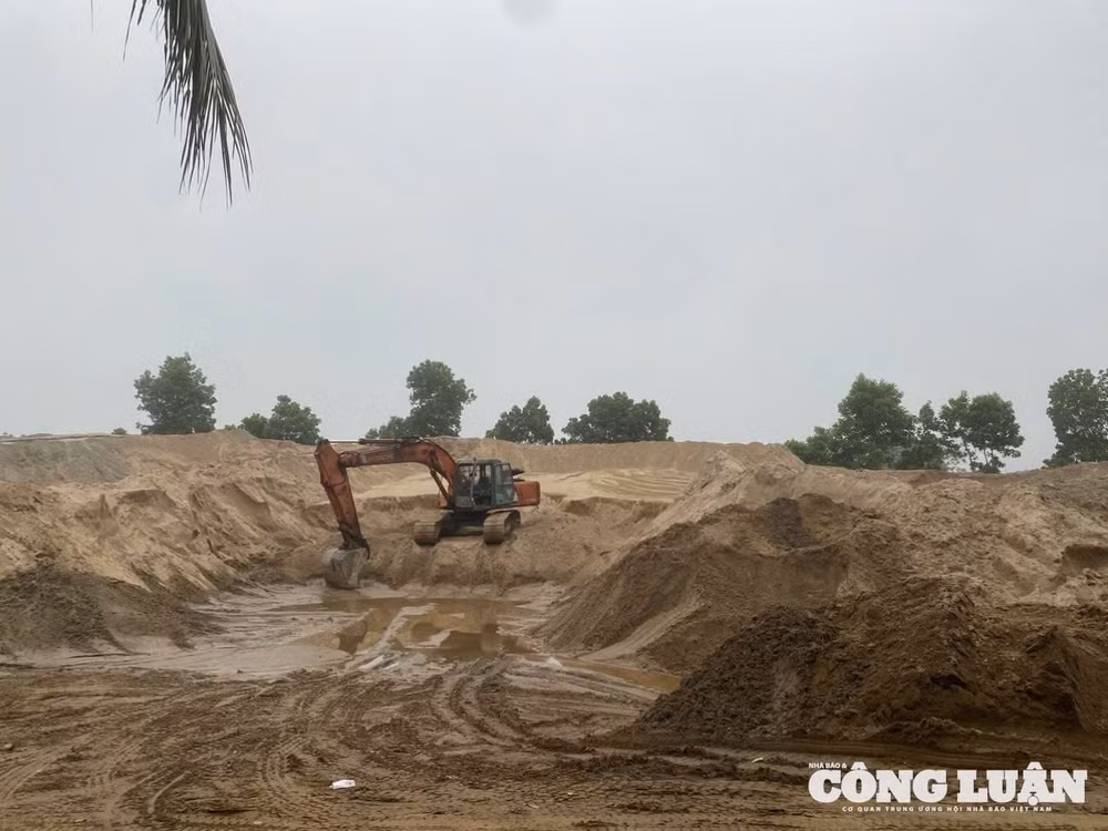 Đồng bằng sông Cửu Long thiếu cát san lấp, cần gấp giải pháp thay thế (ảnh: Hà Anh).