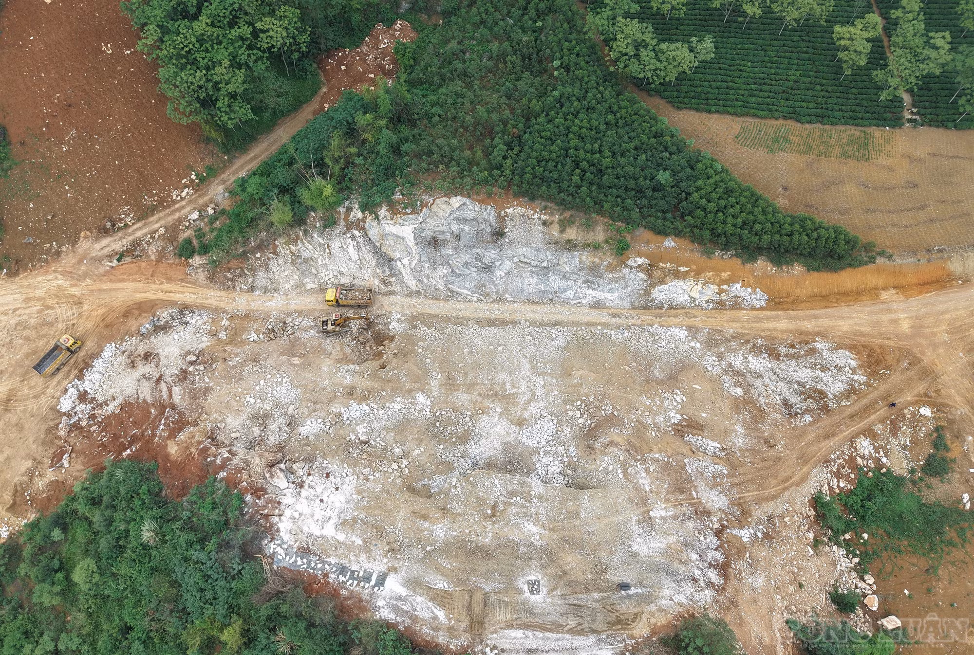 clo_br_dji-20260424151402-0100-d.jpg