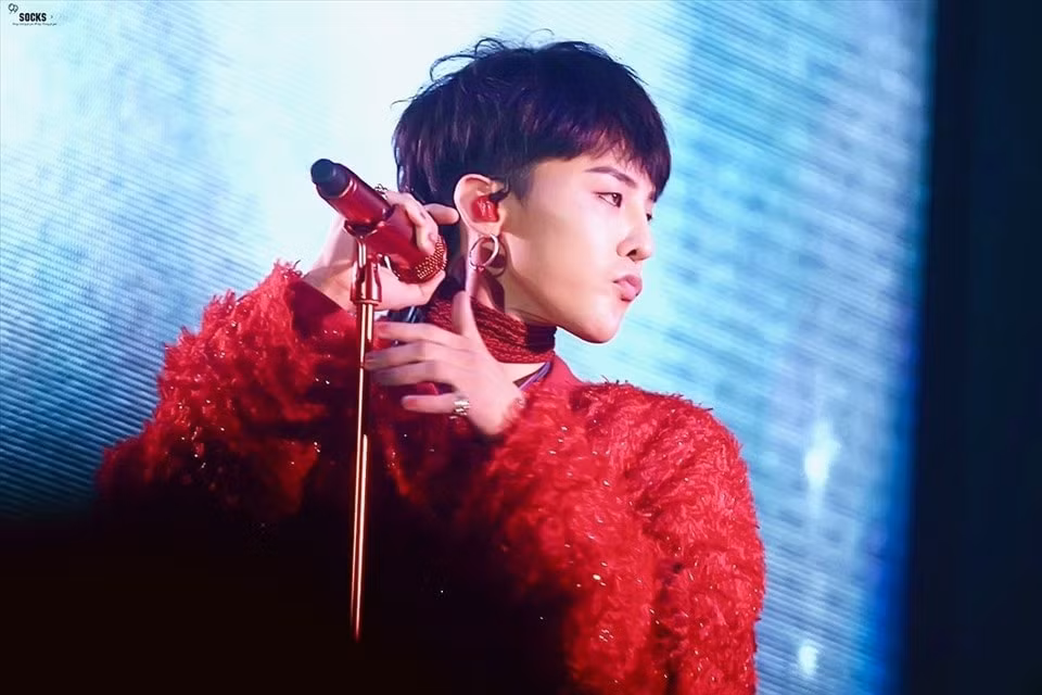 hai thanh vien nhom nhac bigbang cung luc roi yg entertainment hinh 4