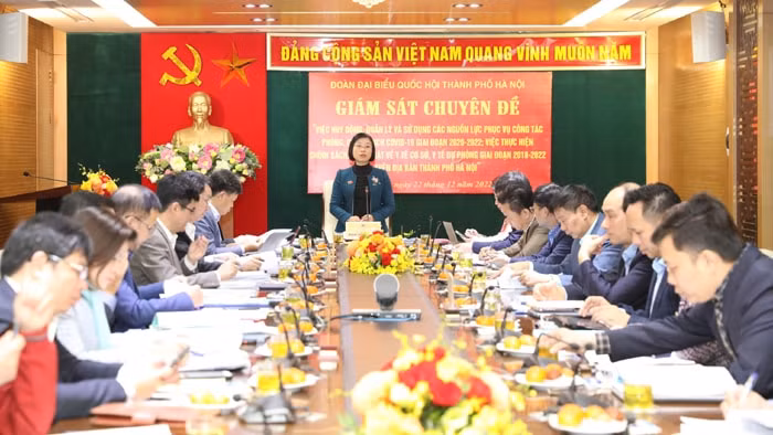 de nghi chuyen covid 19 sang benh truyen nhiem nhom b hinh 2