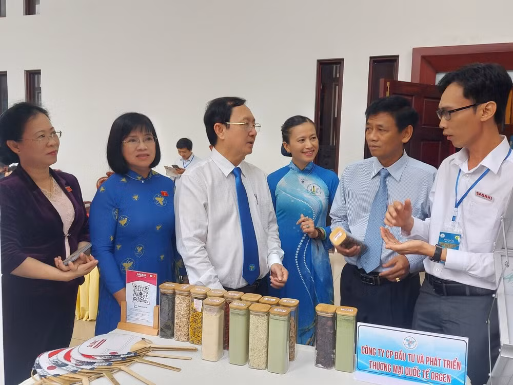 khoa hoc cong nghe va doi moi sang tao phuc vu phat trien kinh te xa hoi vung nhanh va ben vung hinh 2