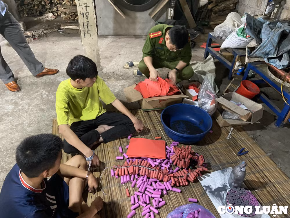 lat tay thu doan van chuyen phao lau tinh vi qua duong chuyen phat nhanh hinh 2