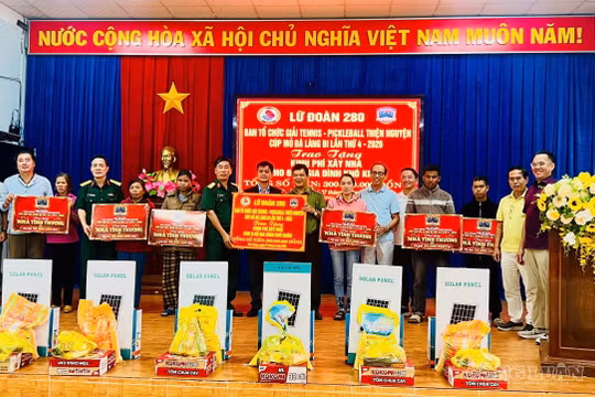 Kết nối những tấm lòng nhân ái, trao 7 mái ấm cho người nghèo tại Gia Lai