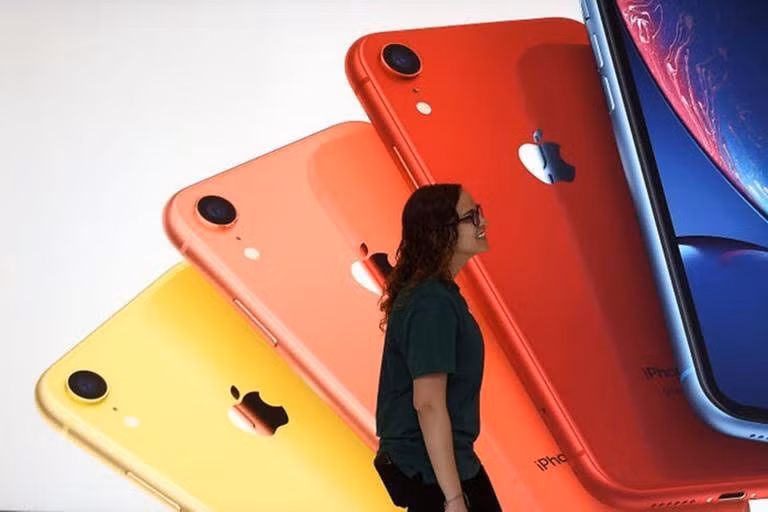 iphone se 3 se co gia re chi tu 300 usd du kien ra mat thang 3 toi hinh 1