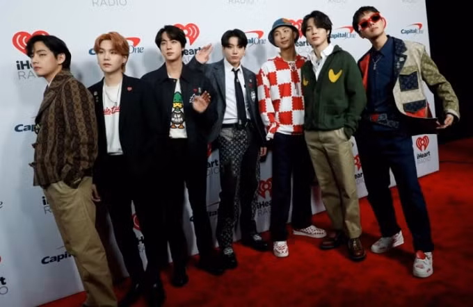 bts vuot hoa mi nuoc anh adele gianh giai nghe si ghi am toan cau hinh 1