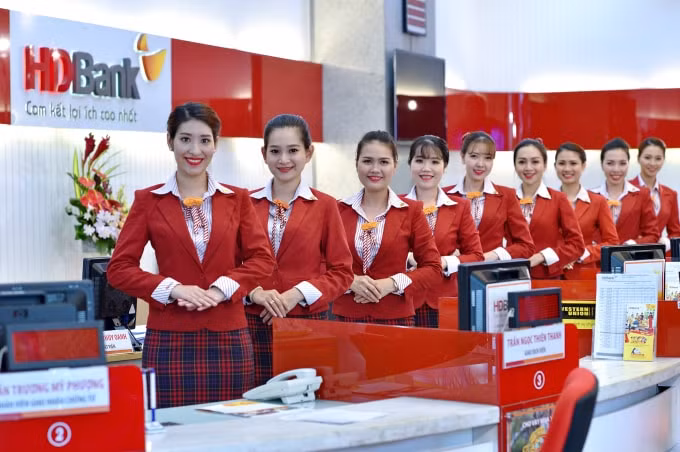 hdbank tuyen dung 1000 sales toan quoc hinh 1