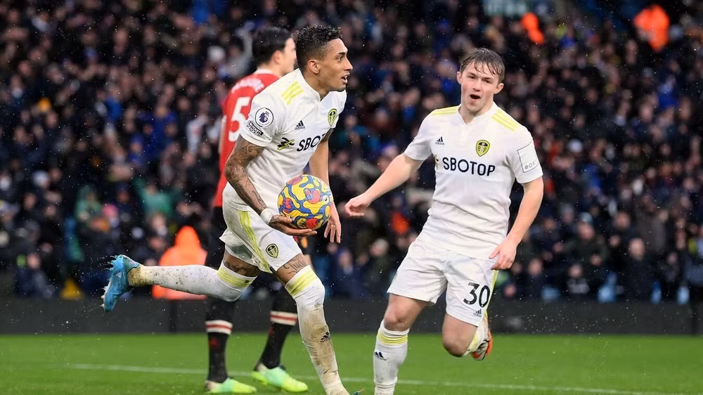 thang leeds 4 2 man utd vuon len dung thu 4 bxh ngoai hang anh hinh 6