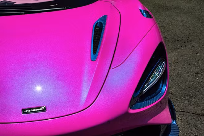 cung ngam sieu xe mclaren 765lt mau hong canh sen doc nhat the gioi hinh 4