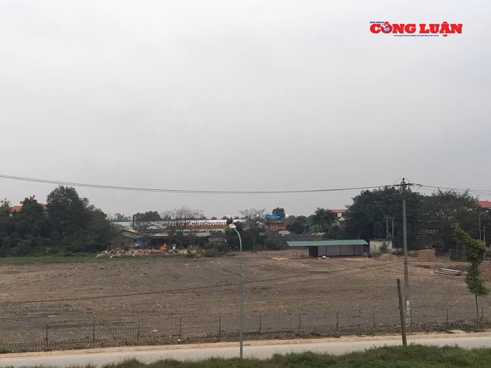 Hiện trạng dự án đã được san lấp hoàn chỉnh và đang thi công xây dựng.