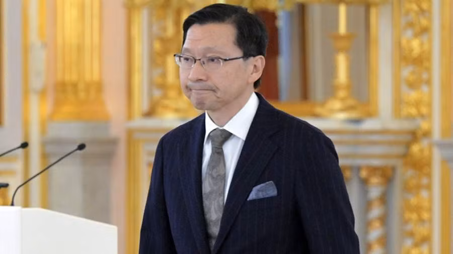 nga-trieu-tap-dai-su-nhat.jpg