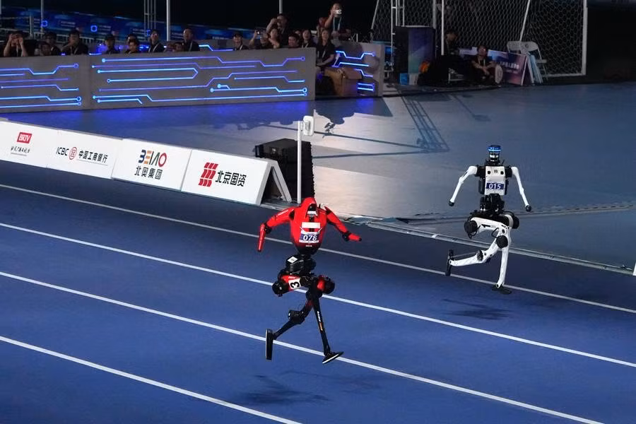 robot-hinh-nguoi-anh-1.jpg