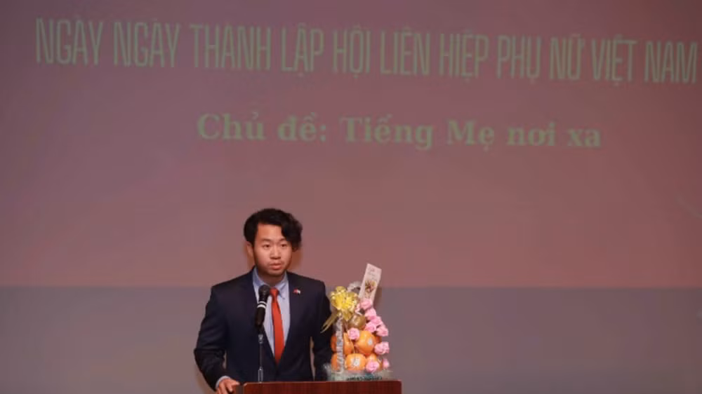 Ảnh màn hình 2025-10-19 lúc 22.32.09
