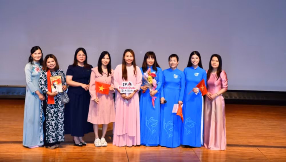 Ảnh màn hình 2025-10-19 lúc 22.32.44